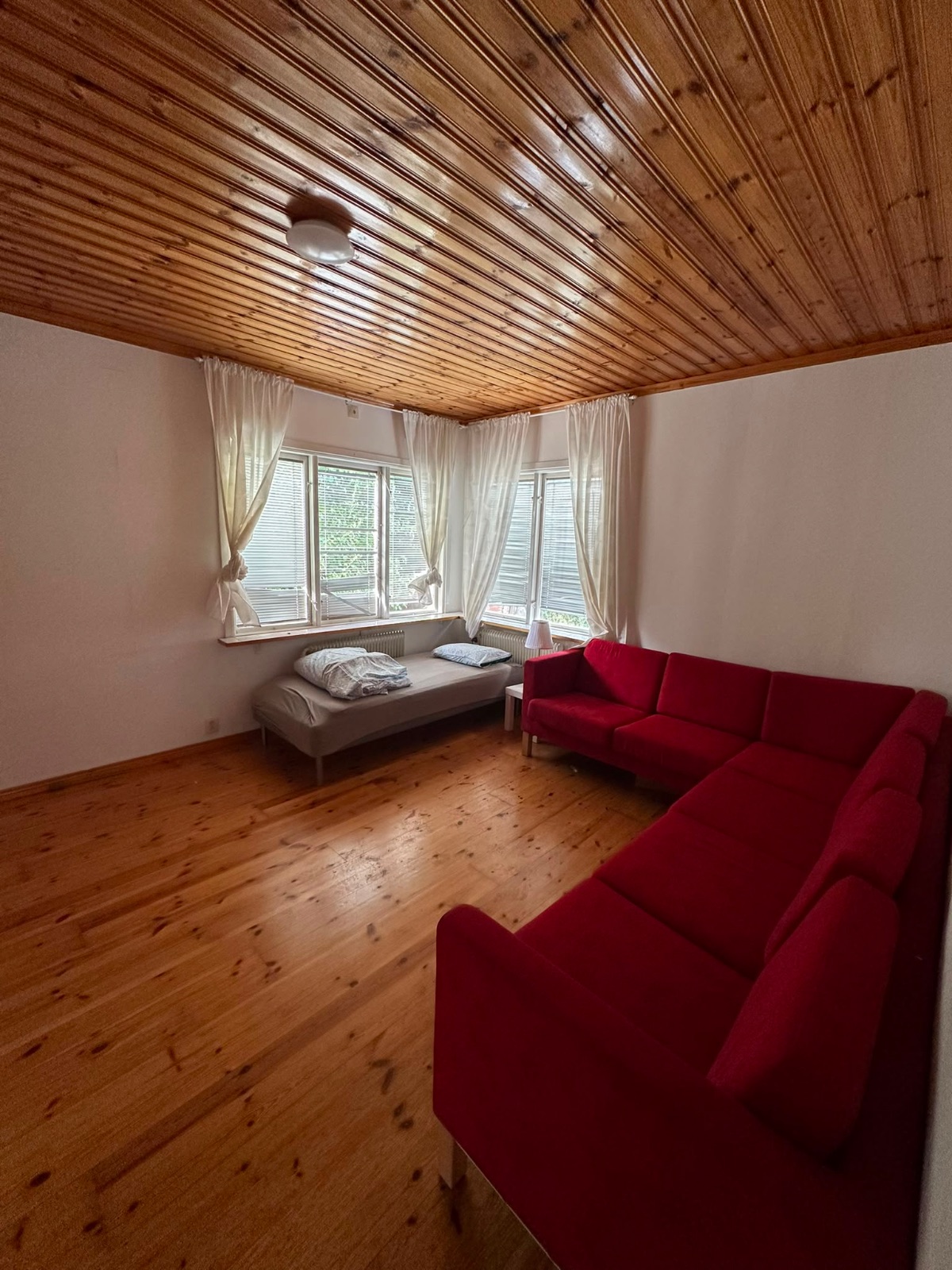 Järnvägsgatan 6 – villa i Katrineholm, bild 10 av 18