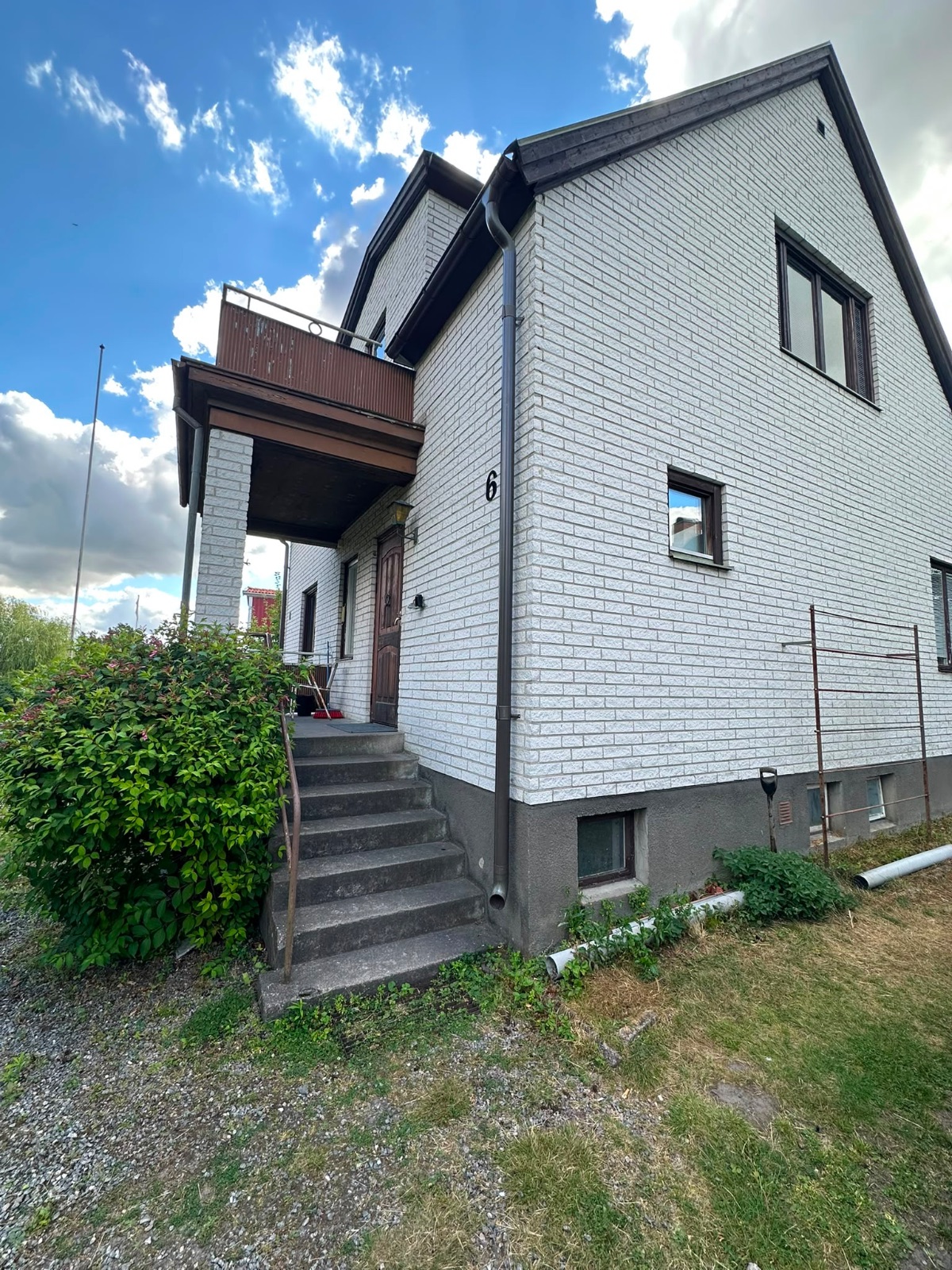 Järnvägsgatan 6 – villa i Katrineholm, bild 1 av 18