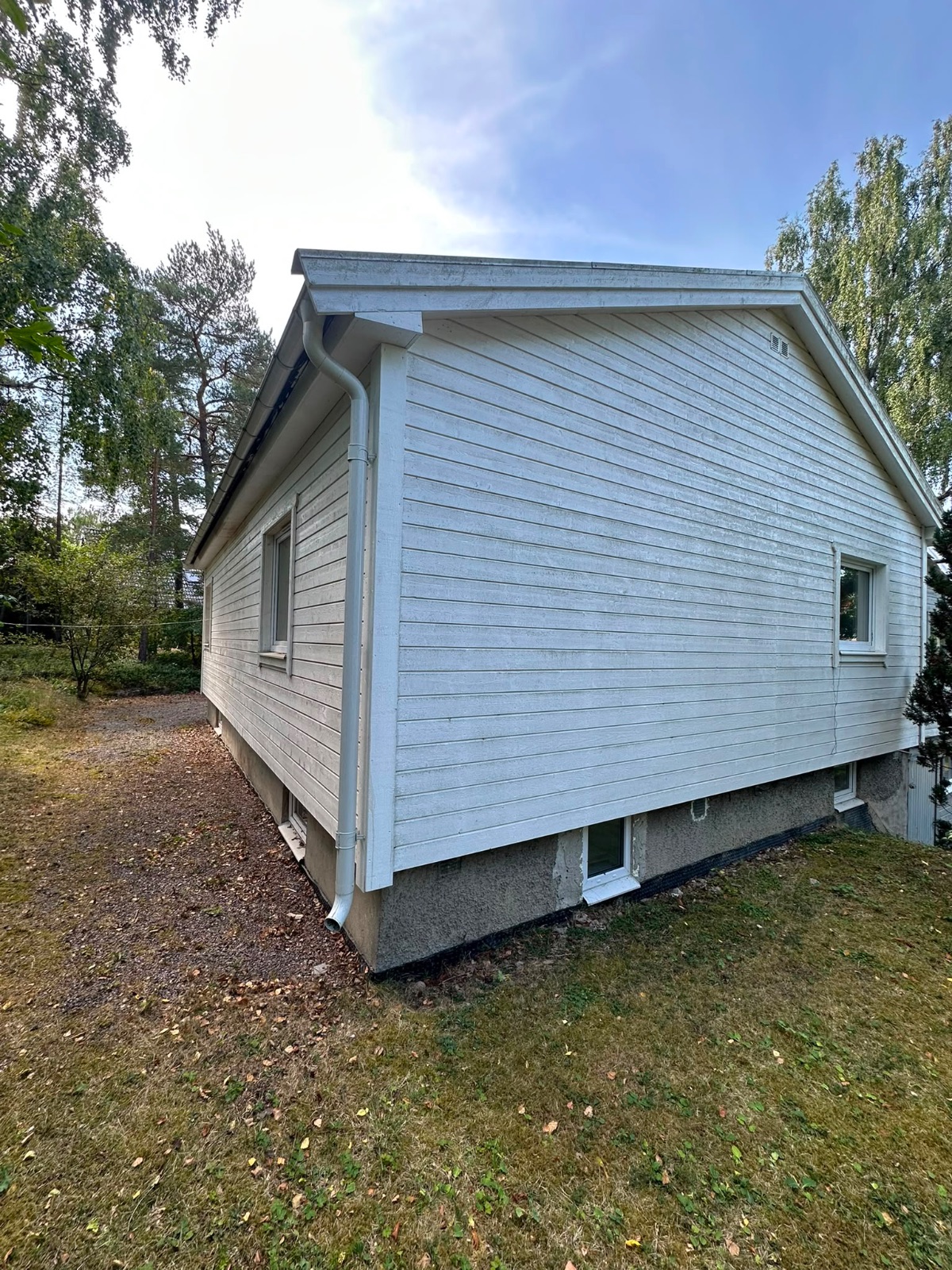 Hagbyvägen Hällby – villa i Eskilstuna, bild 2 av 27